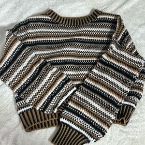 Crop knitted sweater